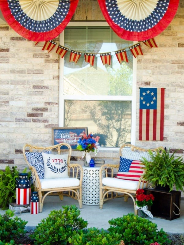 40 Fun 4th of July Decoration Ideas for Outdoor Party - FeminaTalk