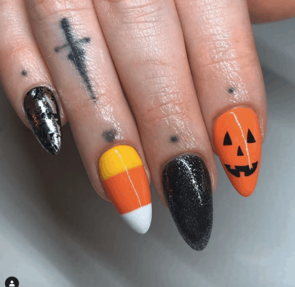 Halloween Nails Art Designs