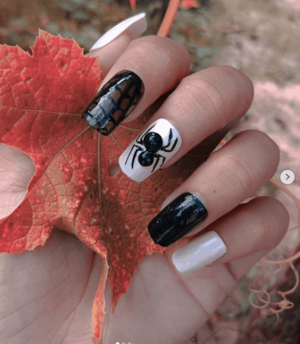 Halloween Nails Art Designs