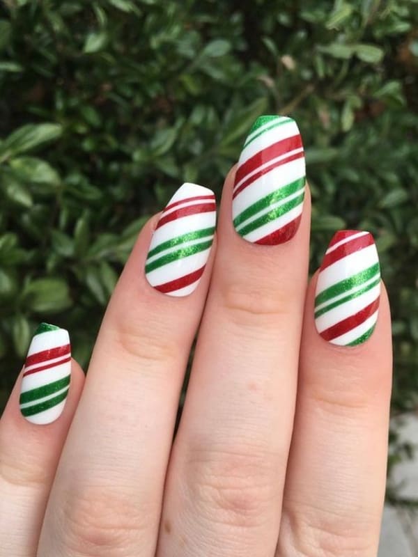 So Pretty Christmas Nail Art Designs and Colors