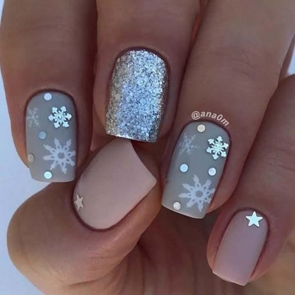 So Pretty Christmas Nail Art Designs and Colors