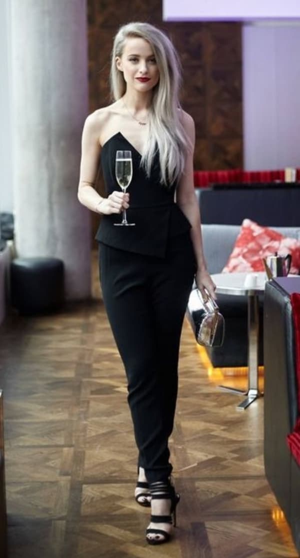 Trending Christmas Party Outfits ideas You Should Try