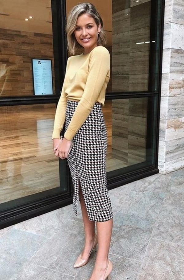 Casual Winter Work Outfits for Professionals