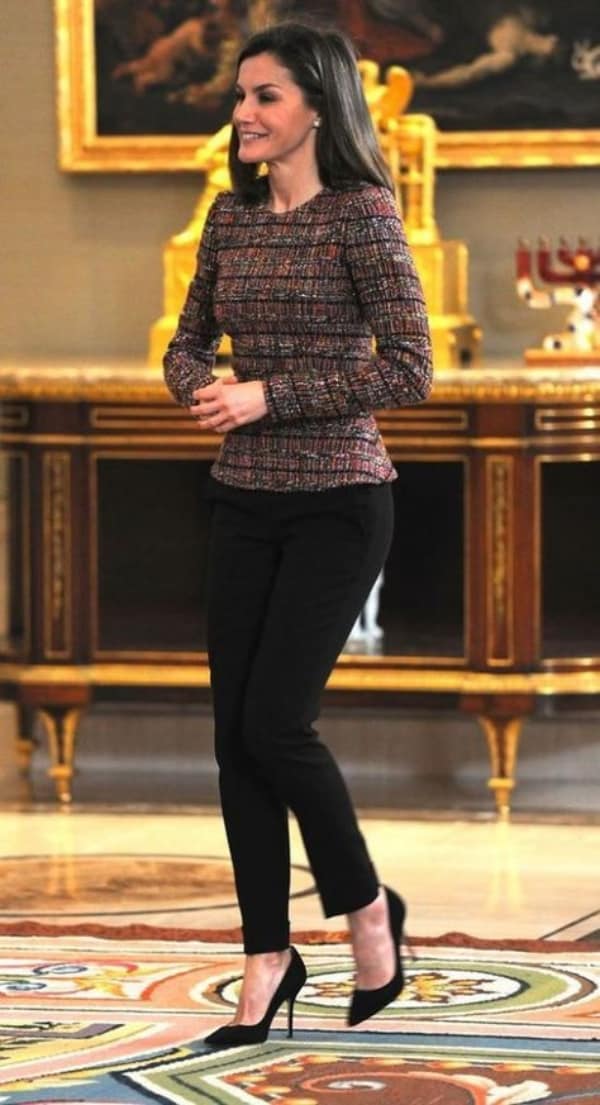 Casual Winter Work Outfits for Professionals
