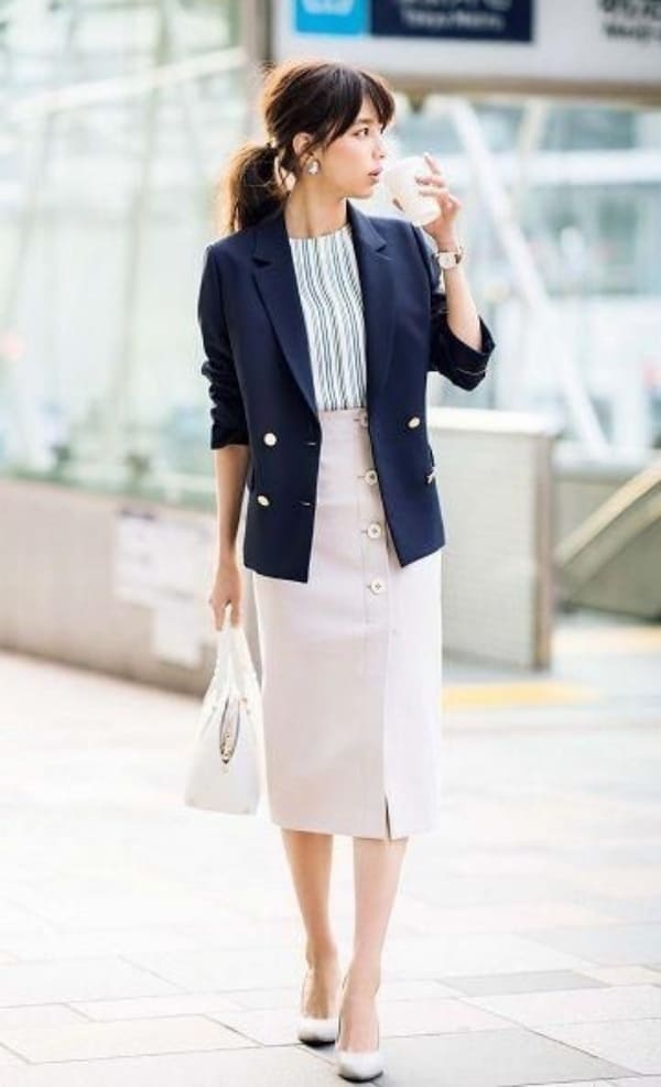 Casual Winter Work Outfits for Professionals