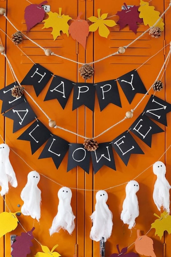 Spooky Indoor Halloween Decoration Ideas