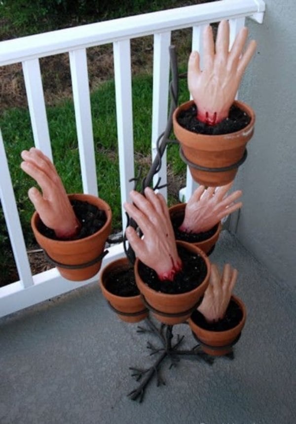 Spooky Indoor Halloween Decoration Ideas