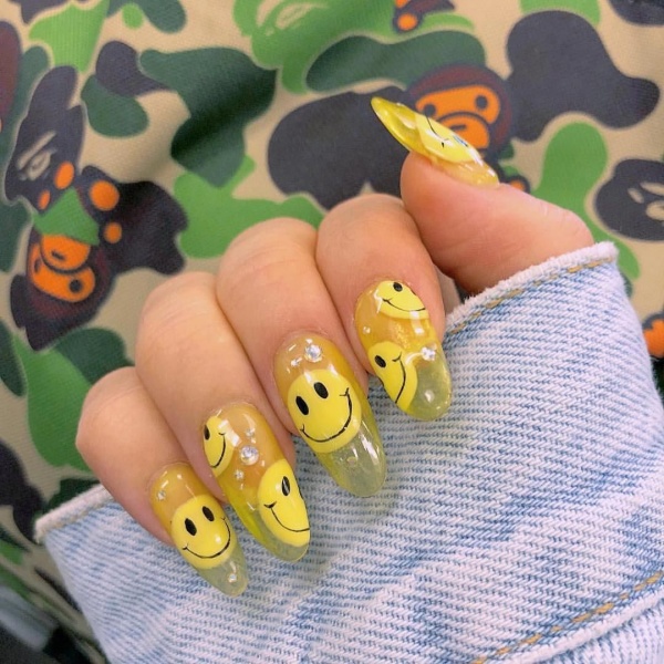 pretty nail designs