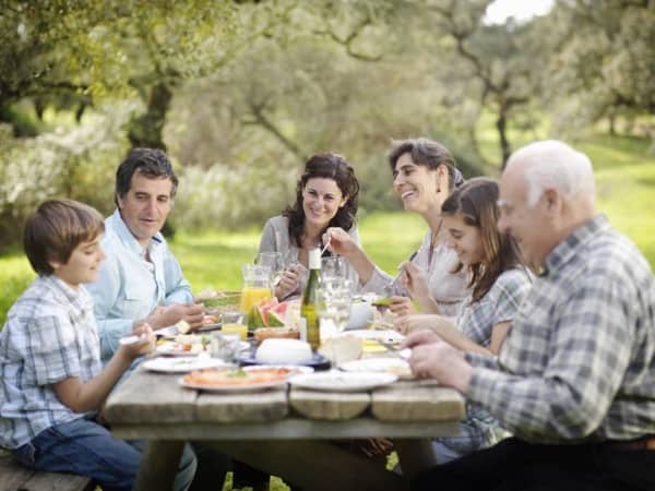 Ways To Build A Good Bonding With Your In-Laws
