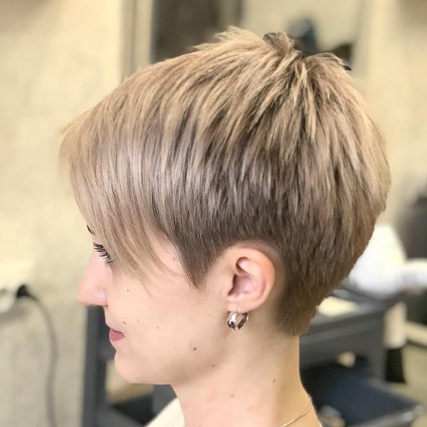 short hairstyles for women with thin and fine hair