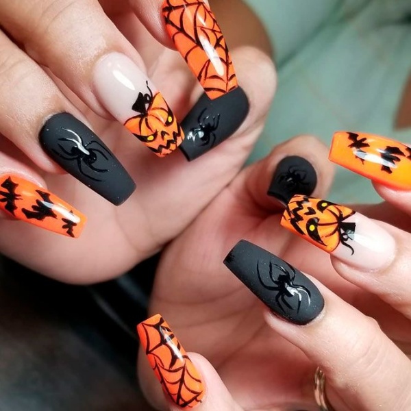 Halloween nail art designs