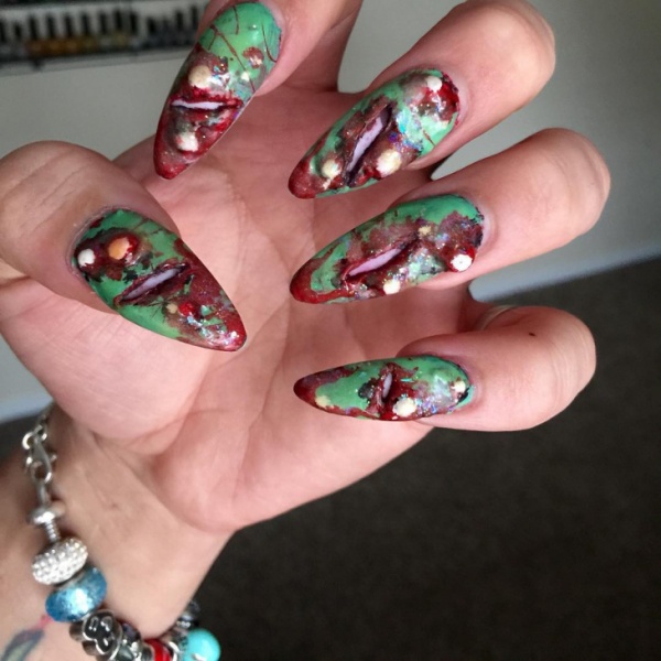 Halloween nail art designs