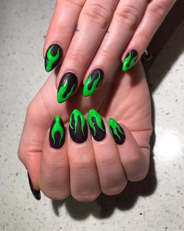 Halloween nail art designs