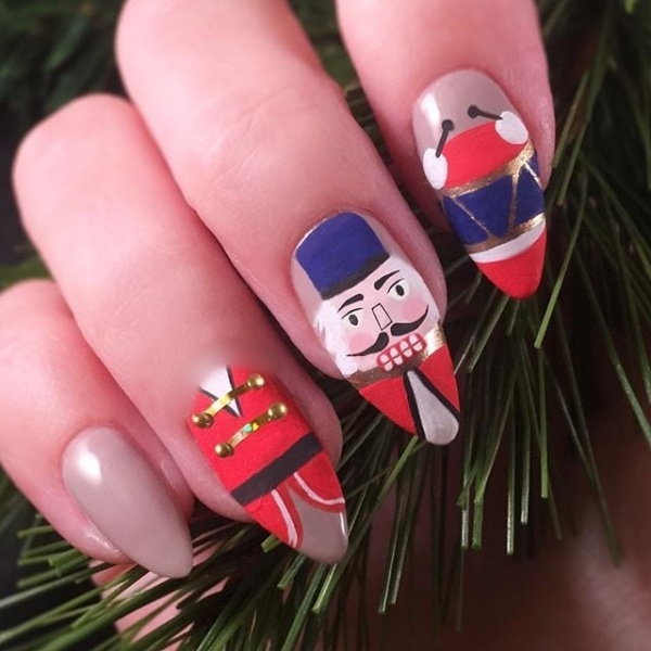 Christmas nail art designs