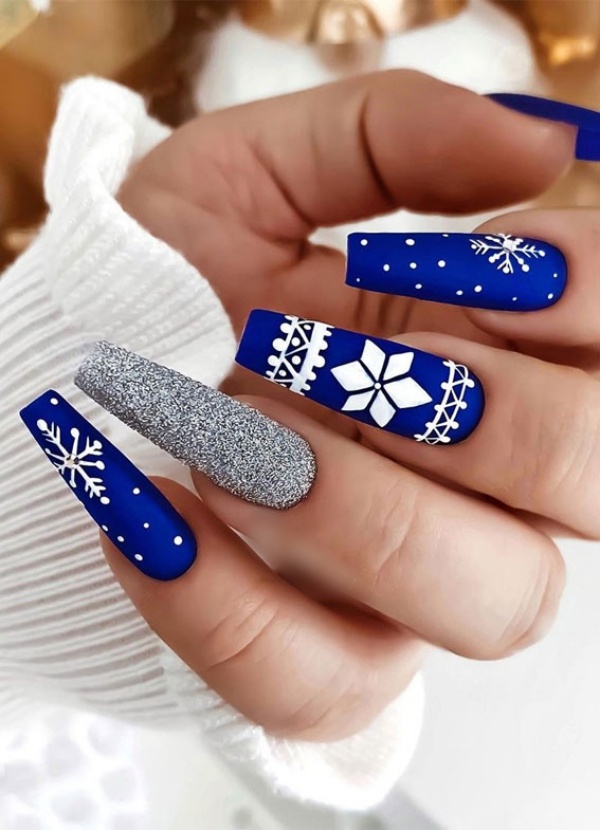 Christmas nail art designs