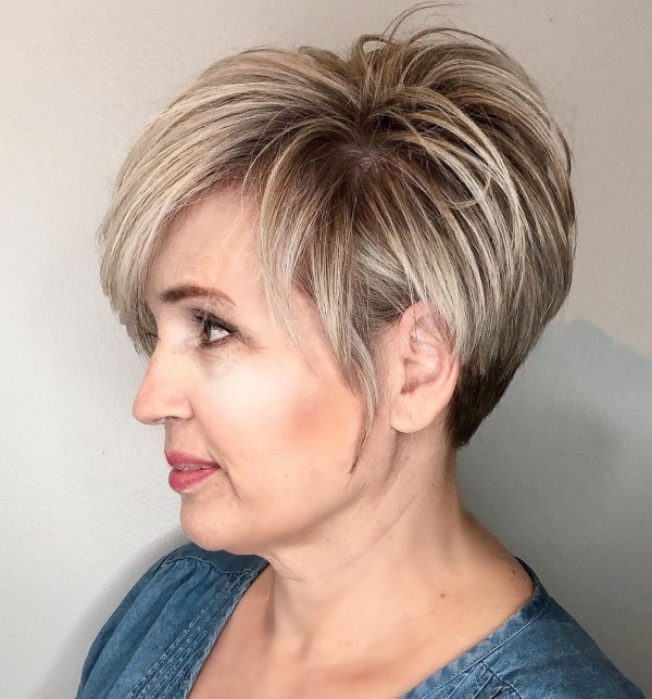 80 Best Hairstyles for Women Over 50 to Look Younger in 2024 | Straight  blonde hair, Modern hairstyles, Hair styles for women over 50