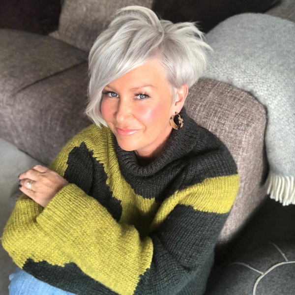 Short Hairstyles for Women Over 50