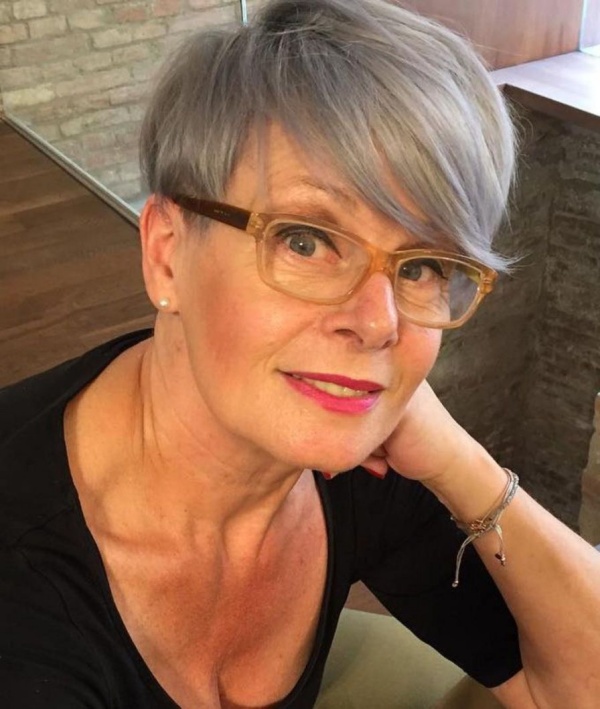 Short Hairstyles for Women Over 50