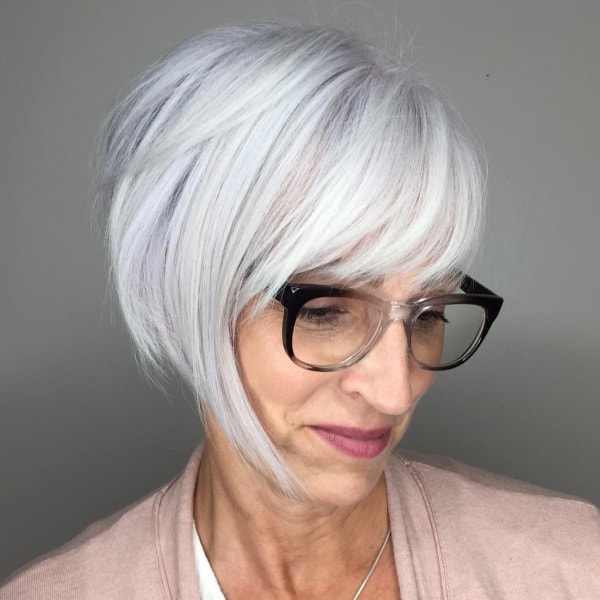 short hairstyles for older women over 60