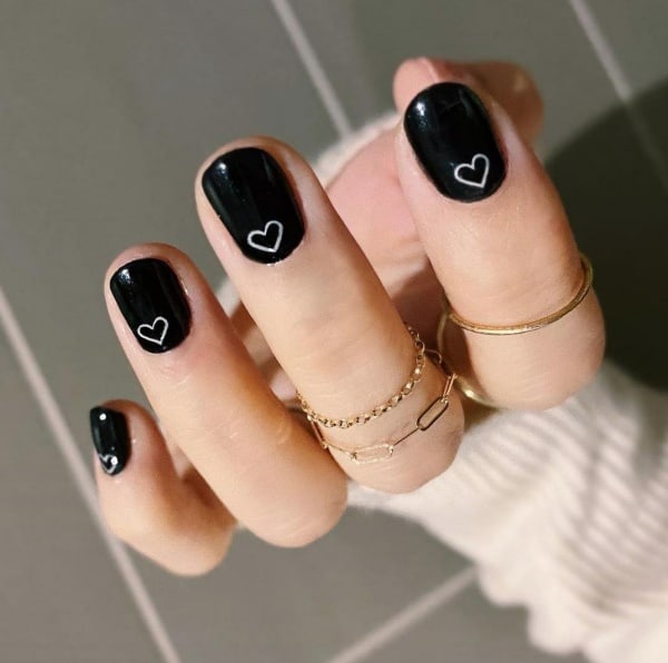 valentine’s day nail art designs