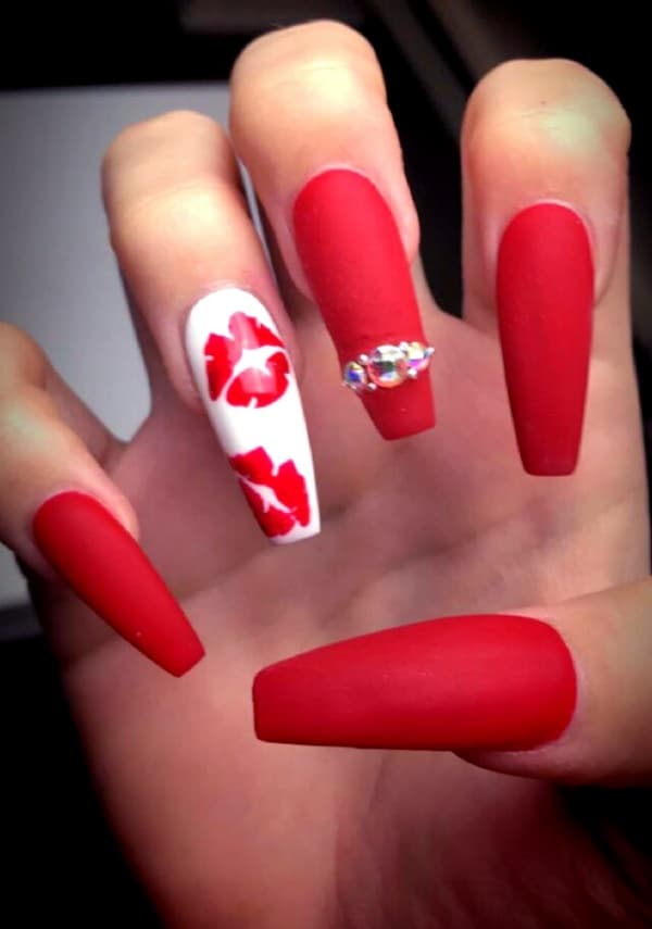 valentine’s day nail art designs