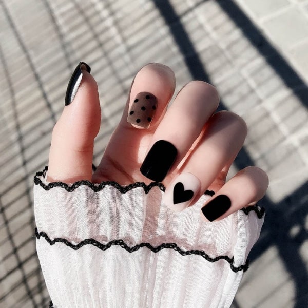 valentine’s day nail art designs